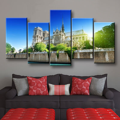 Notre Dame Church - Amazing Canvas Prints