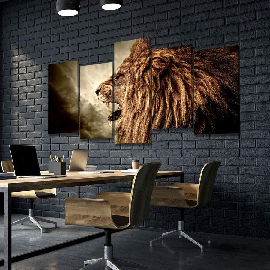 Roaring Lion - Amazing Canvas Prints