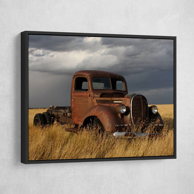 Old Rusty - Amazing Canvas Prints