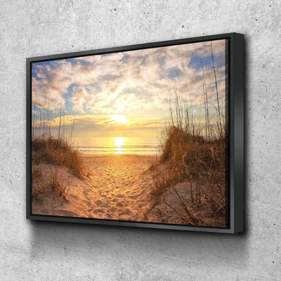 Sunrise at the beach - Amazing Canvas Prints